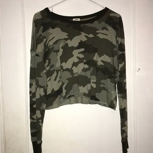 GARAGE CAMO CROP TOP: SIZE LARGE